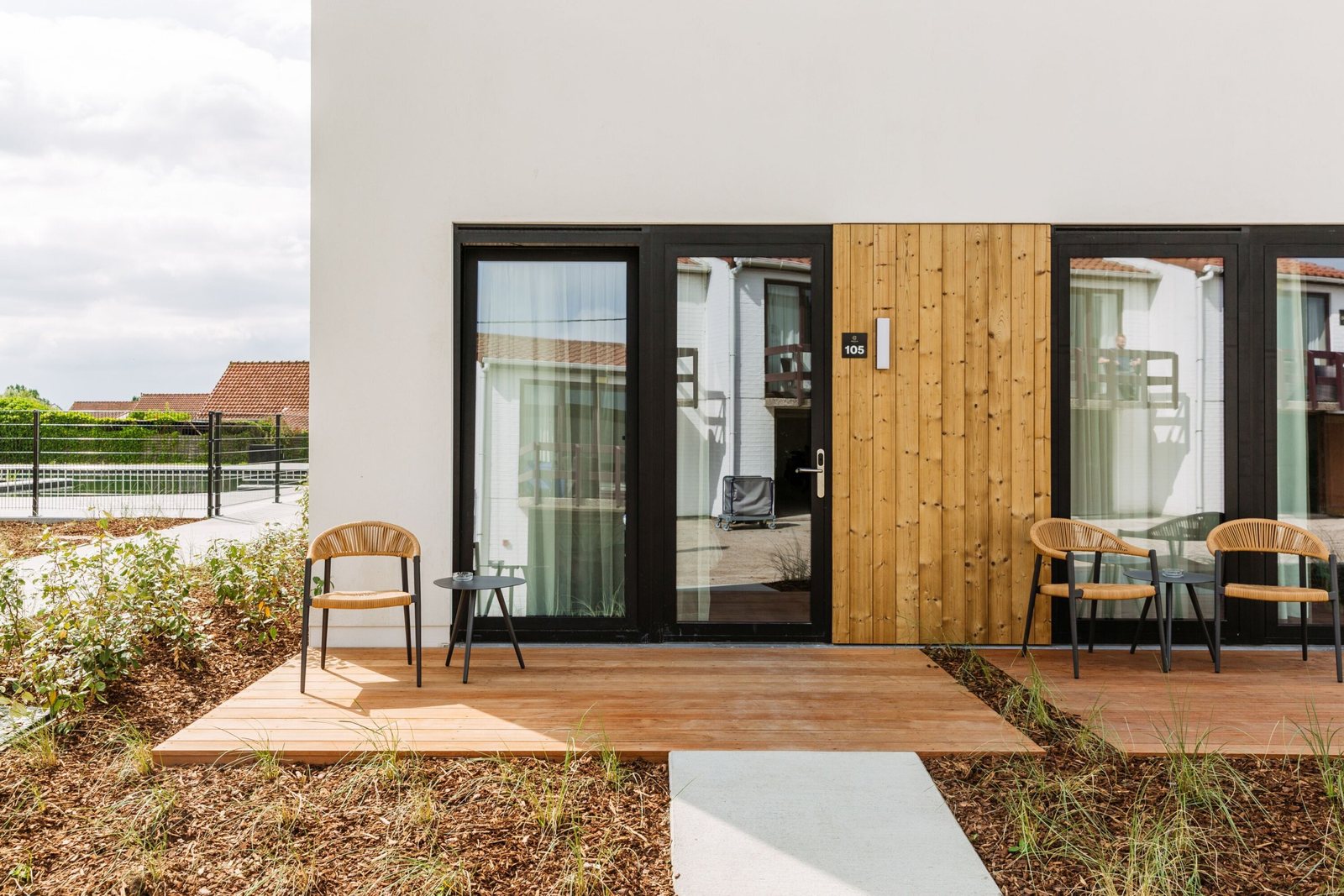 De kamers met eigen terras